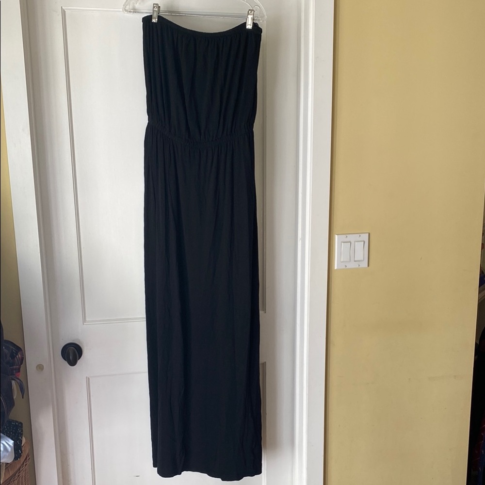 Elegant Black Strapless Maxi Dress